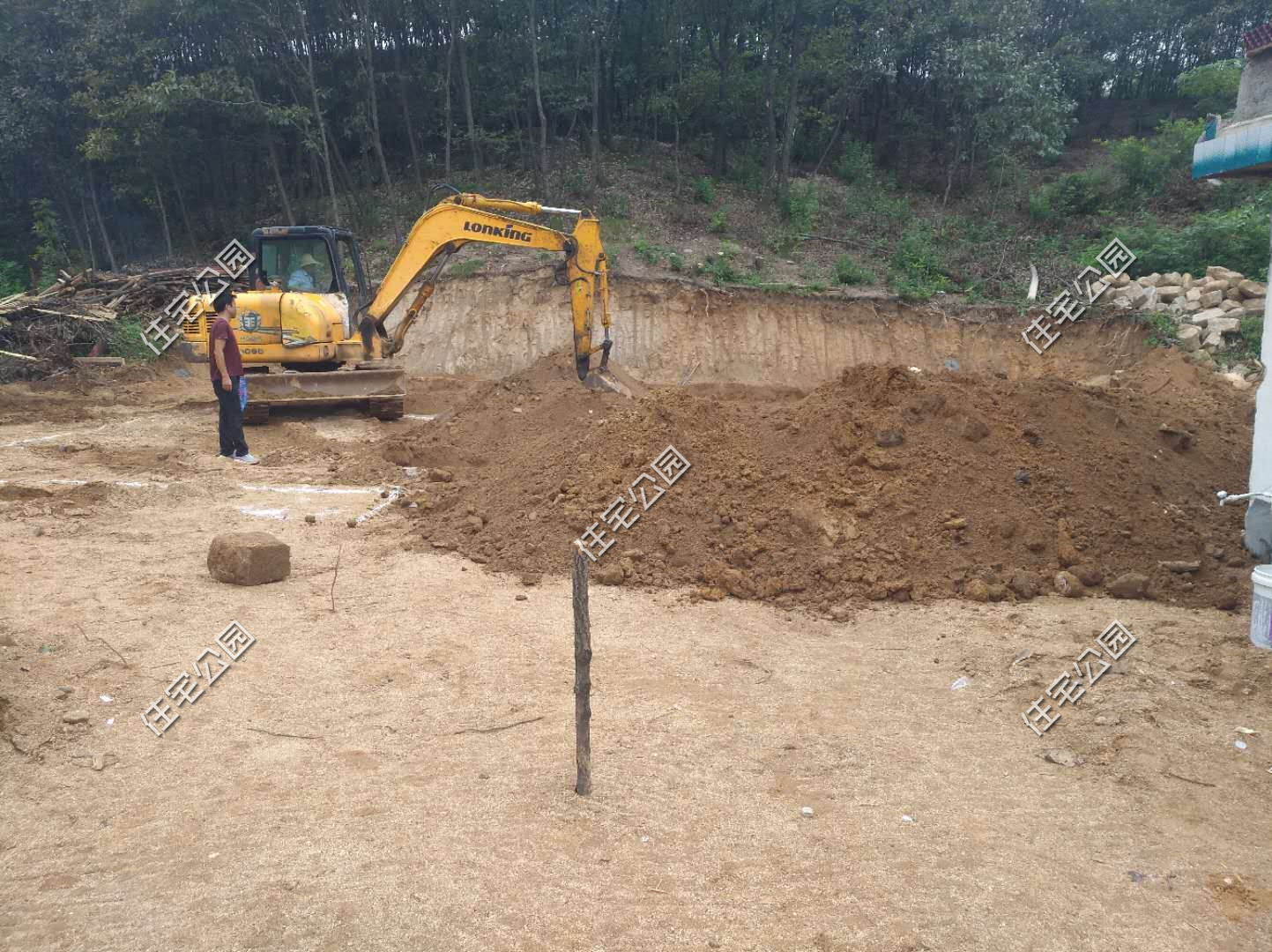 农村小伙打拼20年回乡建房,农村小伙打工10年花30万建的房子