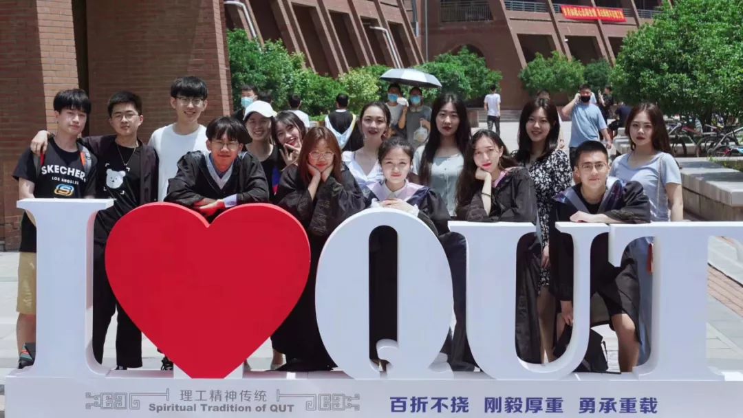 毕业季纸短情长青春永不散场,青春不散场毕业季故事