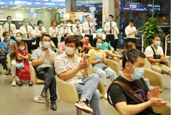 因为有“你”，这个世界才更加温暖，海南白衣天使购车节正在行动