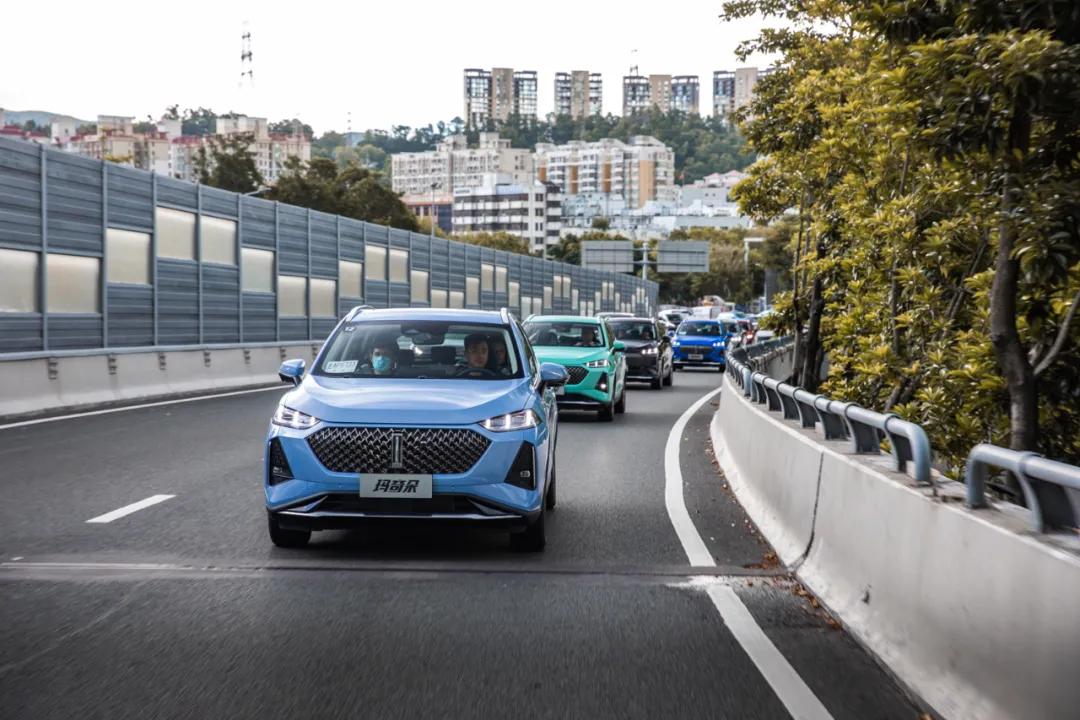 一桶油跑1000公里很厉害吗,一桶油跑1200