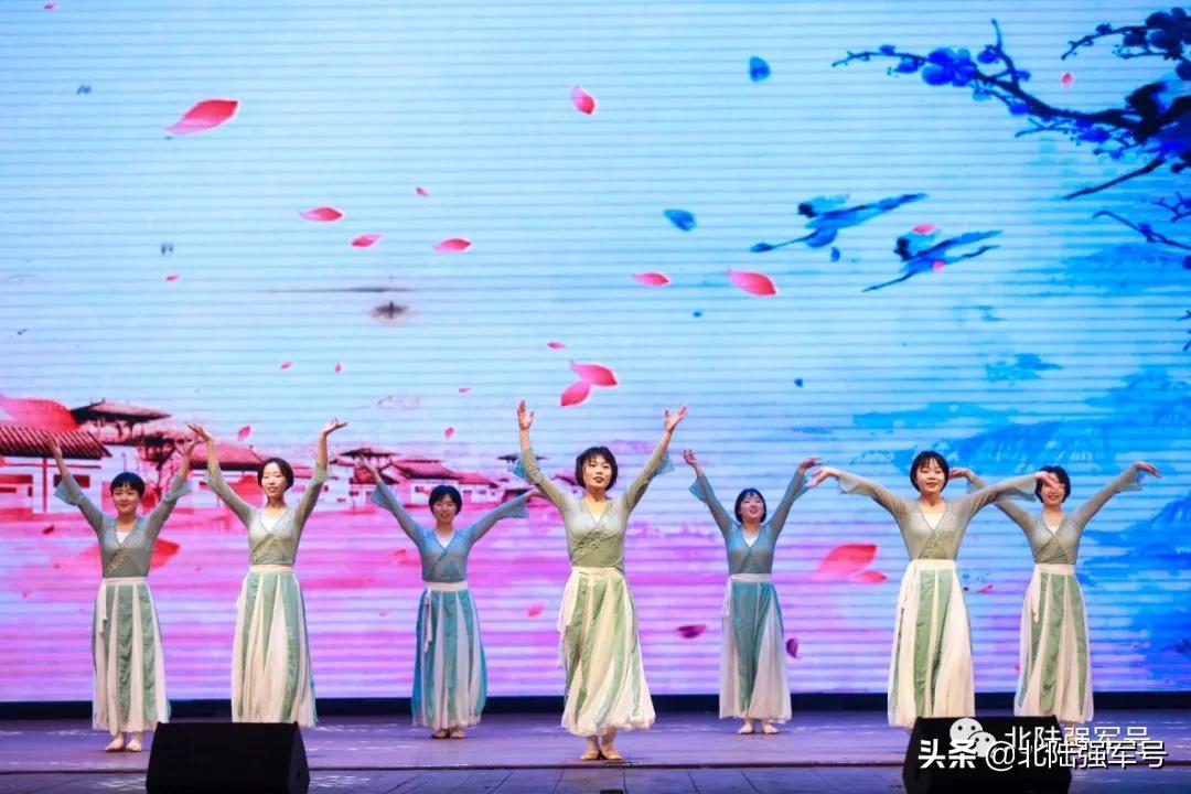 军营春晚嗨翻全场,军营春晚众星闪耀你喜欢哪一款