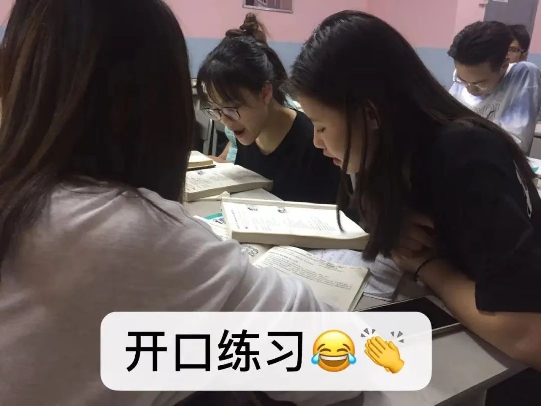 英语简历模板范文简短,英语个人简历模板空白表格