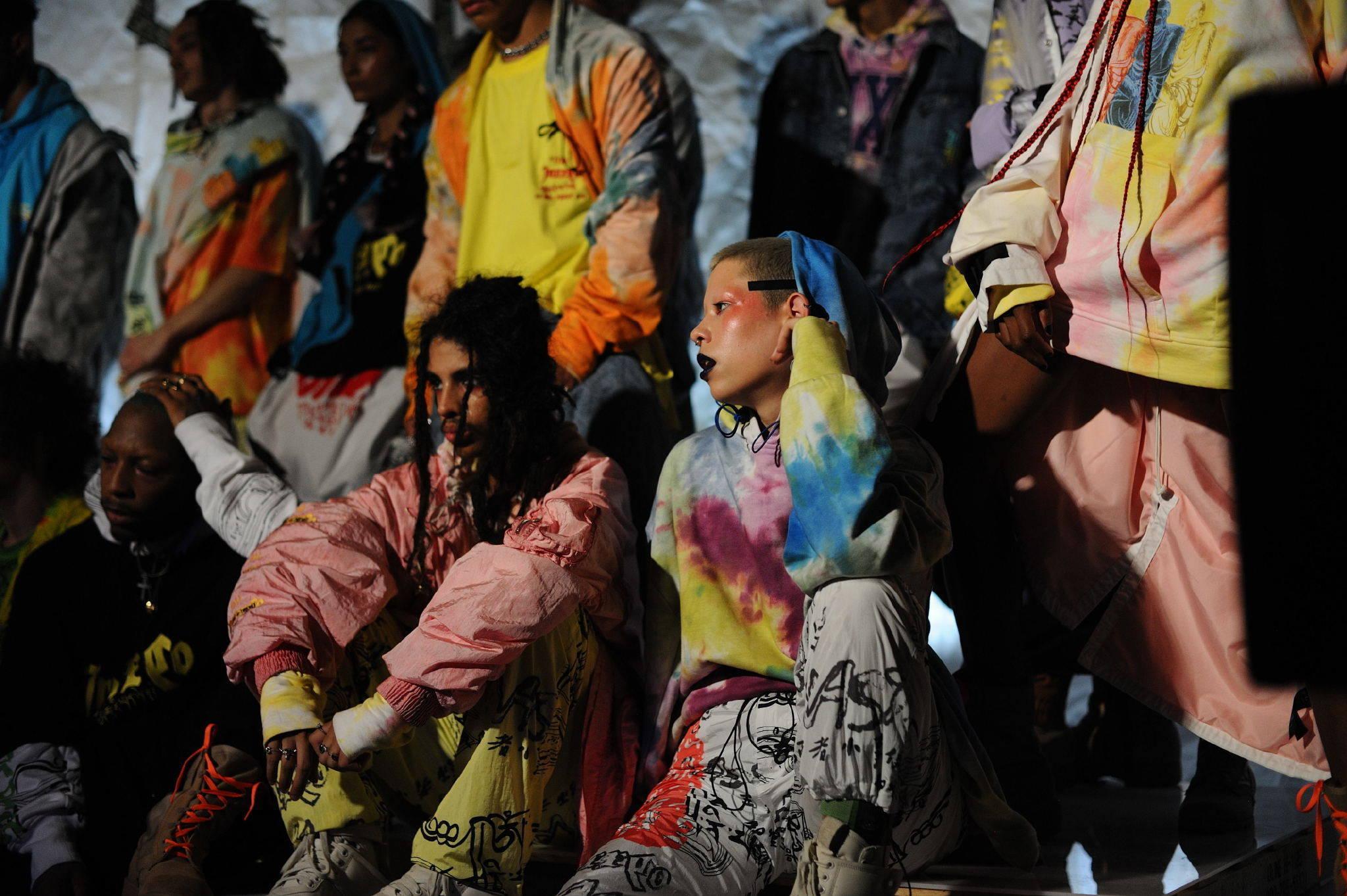 “亚逼”怎么就成了土味非主流？你以为你真的懂时尚？