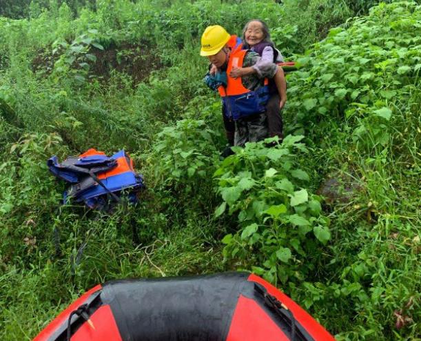凝聚多元力量参与基层治理,鑫龙工作室