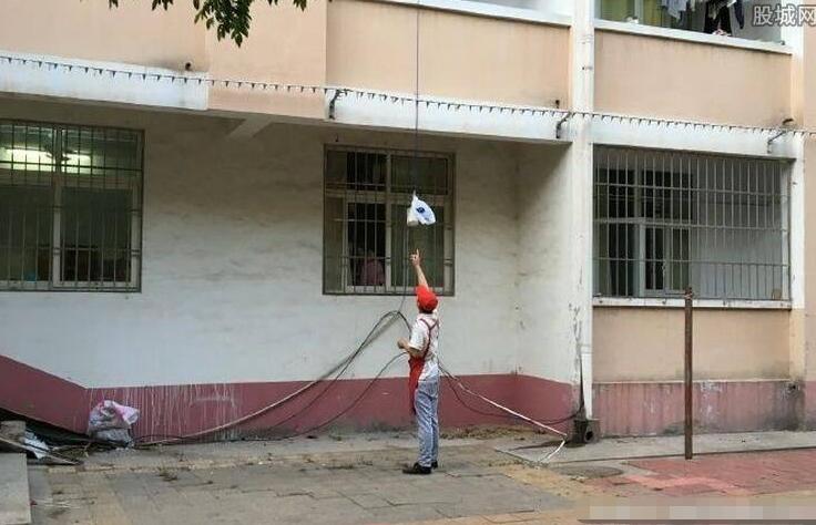 女学生家里进小偷,宿舍进小偷怎么办