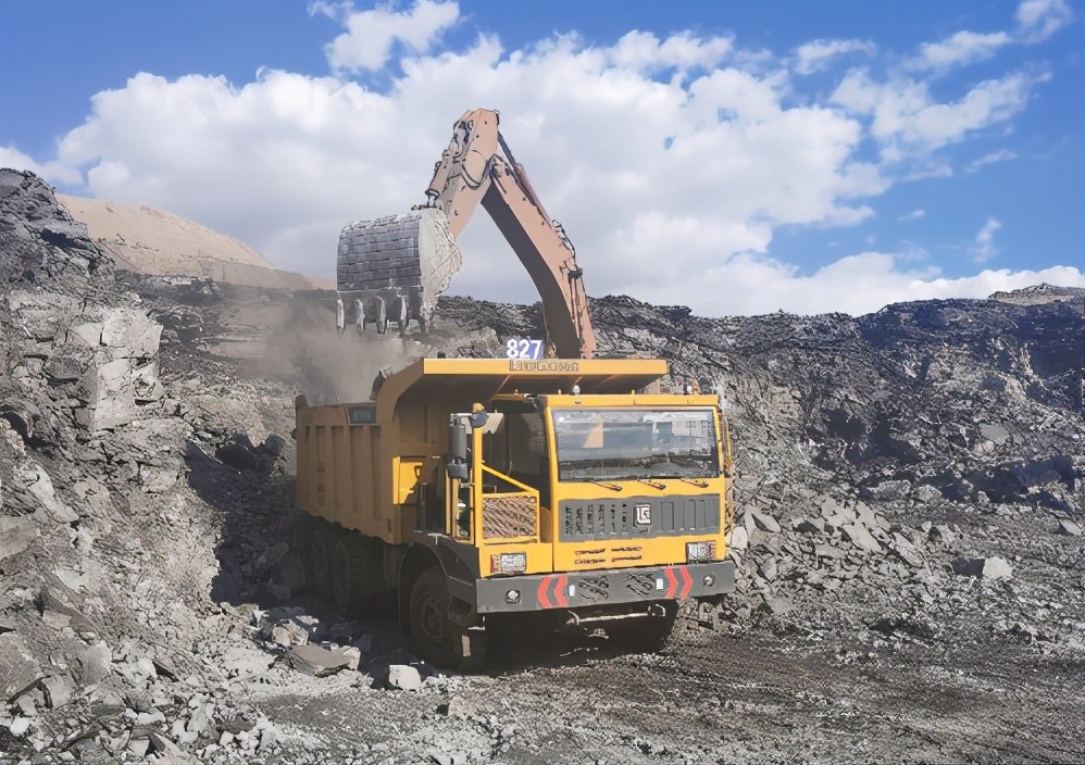 沙漠里面哪来的那么多的沙子,沙漠那么多沙子为什么没人挖