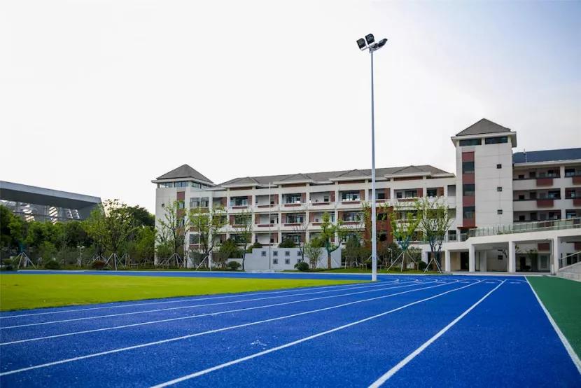 高新区比较好的初中,高新区小学初中比较好的学校