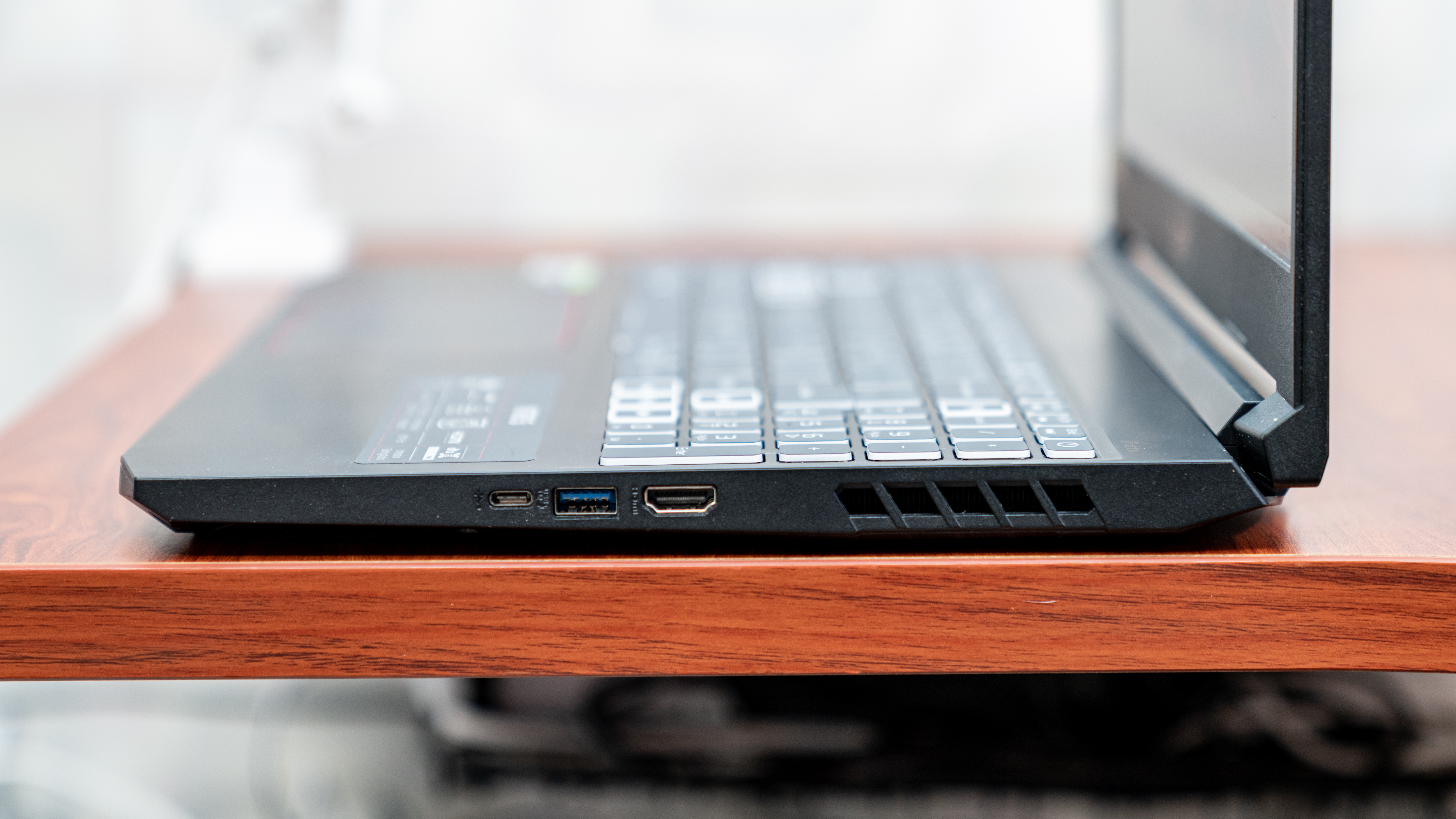 宏碁暗影骑士擎低配版测评,宏碁暗影骑士擎暴力测评