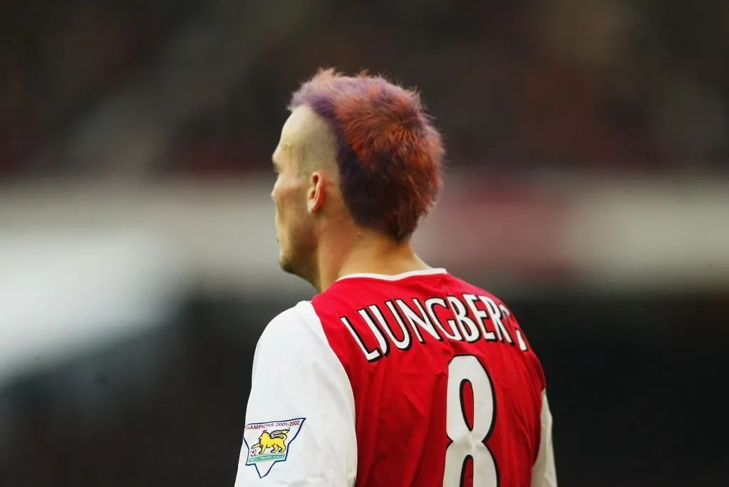 实况手游红卡传奇怎么续约,实况足球红卡到期续约视频