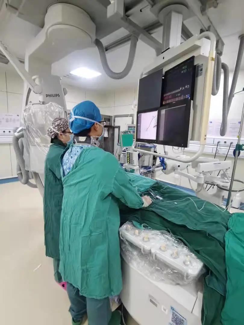 婴儿打预防针胳膊发青怎么办,婴儿打预防针手臂发紫