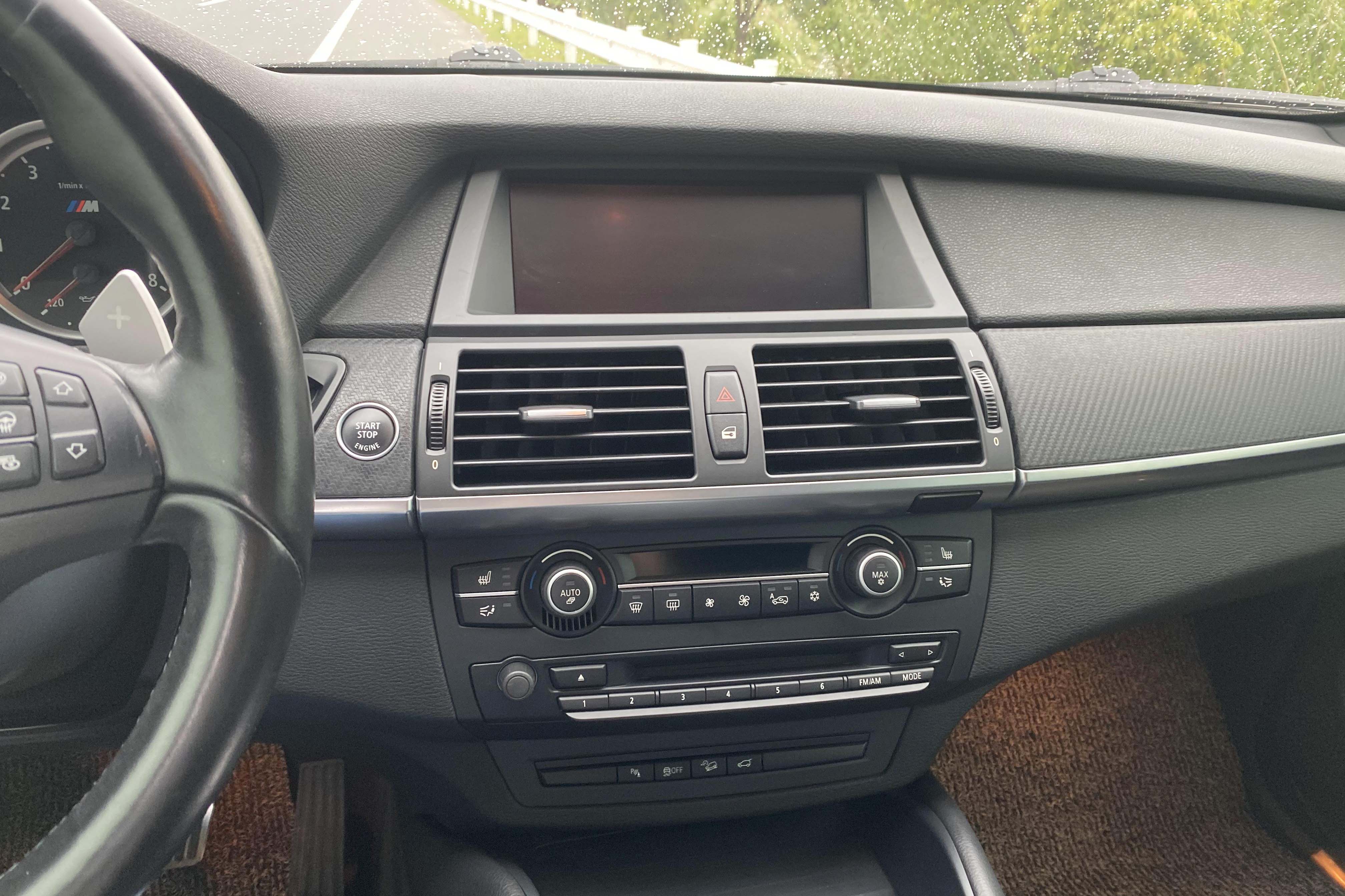 宝马x6个人出售,一手车源个人出售宝马x6