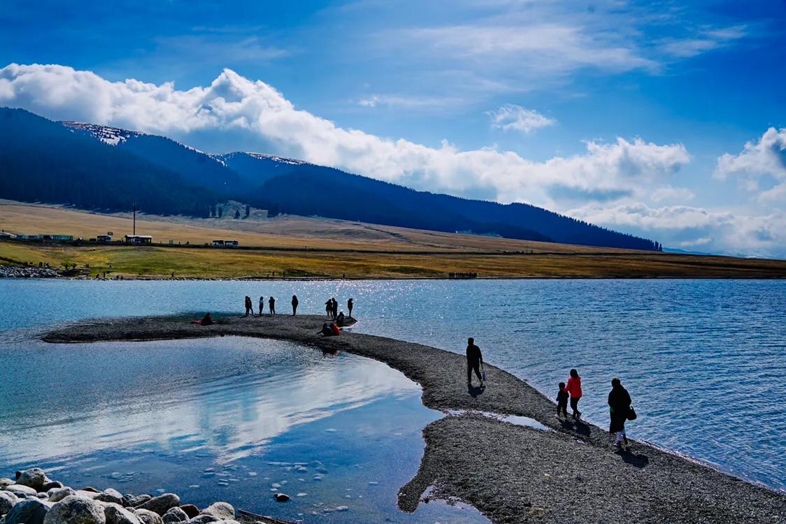 占中国六分之一地盘的*疆新**，12个5A景区N个世界遗产你走过多少？