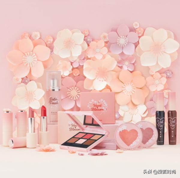 又美又甜的东西,樱花粉色系的美妆单品