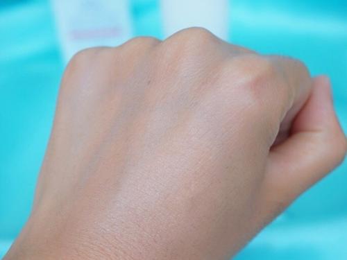 混合油皮适合护肤精华,混油皮保湿护肤方法