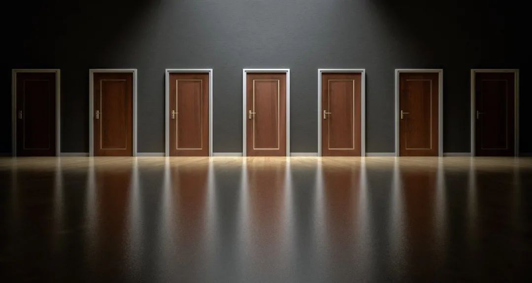 灰色地砖配什么颜色的房门,灰色地砖配什么颜色的室内门好看