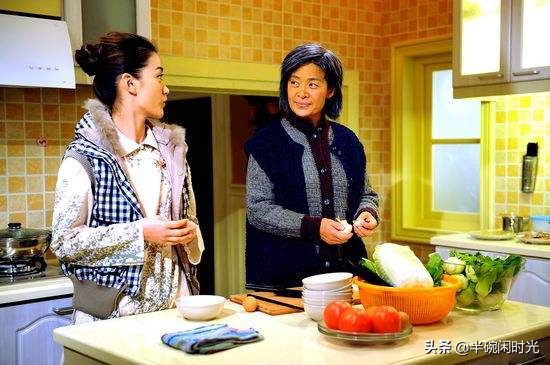 第一次见未来婆婆婆婆送了见面礼,婆婆来了第一次见媳妇