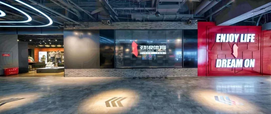 nikesbdunk为什么有点压脚背,劲话论