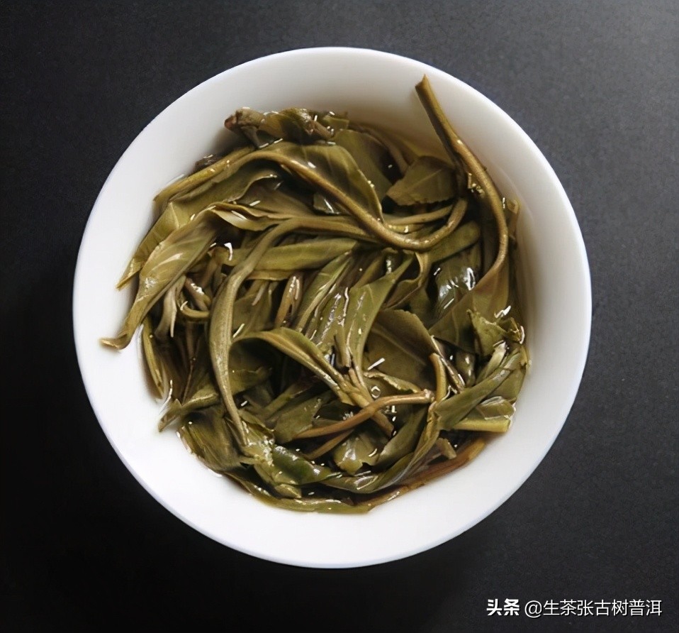 喝普洱茶为什么会有胃酸的感觉,喝普洱茶为什么回甘