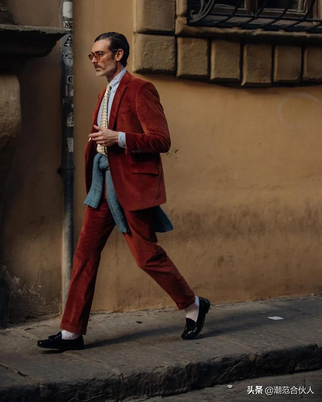 vans一脚蹬鞋感最好的,vans一脚蹬各个版本穿着区别大吗