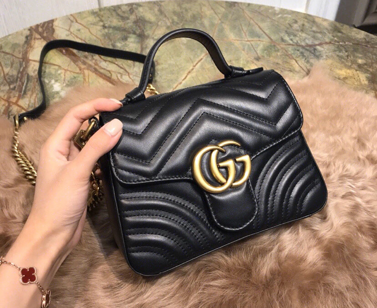 职场女性也能玩转时尚简约大气,职场女性实用穿搭