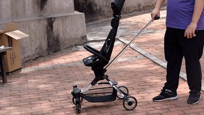 防侧翻设计,单手开合,小米推出首款轻便溜娃车,网友:价格合理