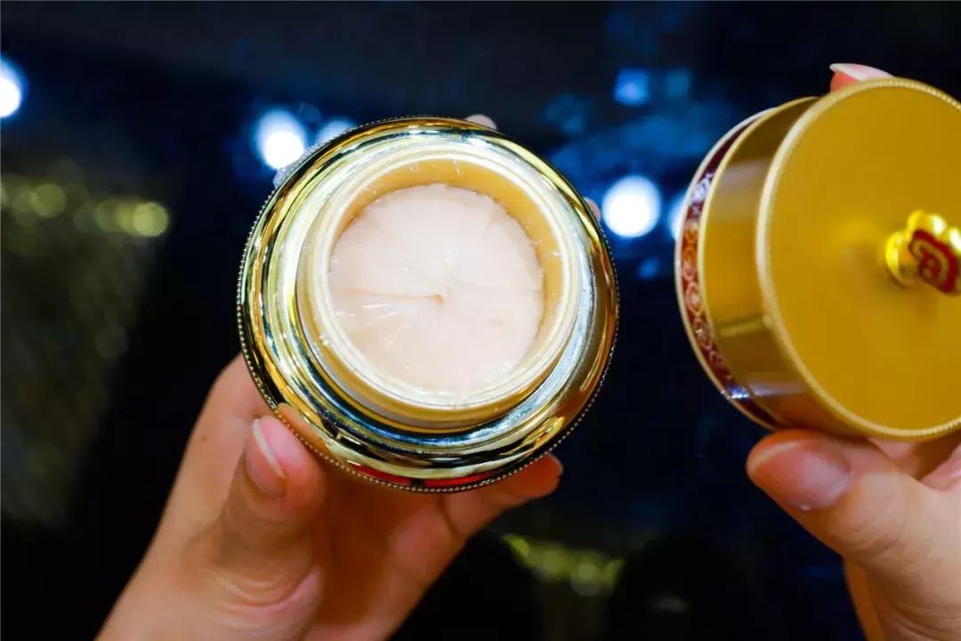 市中心这家高精尖卖场疯狂折扣!直降+团券,送的比买的多