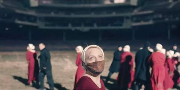 “衣不蔽体，引发海啸”？女德班竟将目标朝向00后，家长要警惕