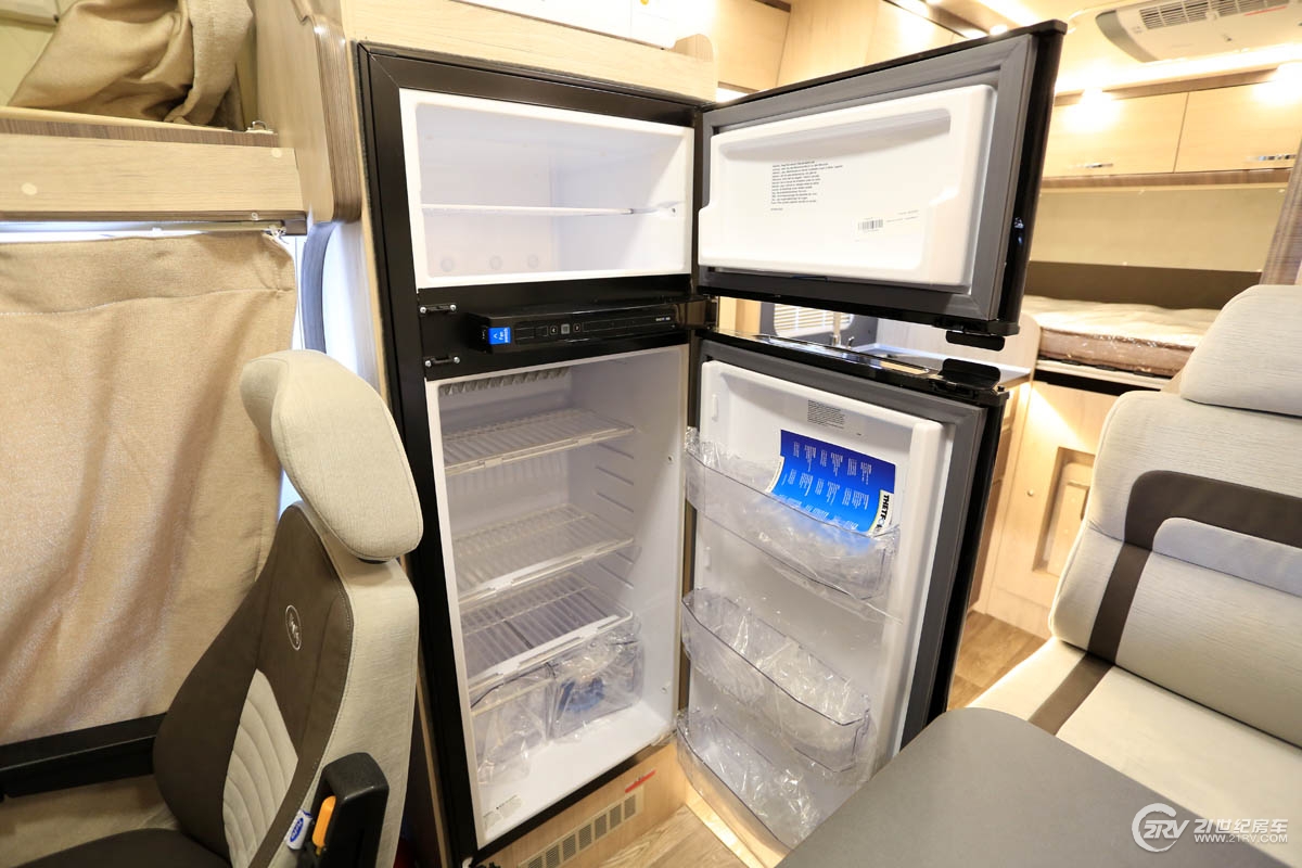 亚特b型房车最新款,10年的房车