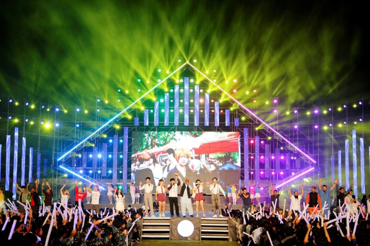 上了大学以为大学就轻松,听说上了大学就会很轻松