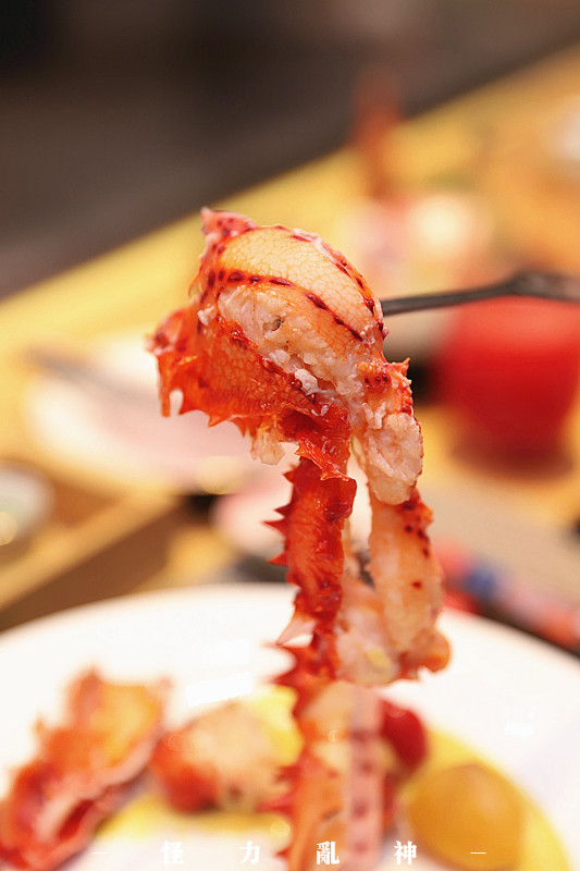 无边泳池、宝藏日料、马杀鸡，藏在湖滨南的星级酒店承包我一整天