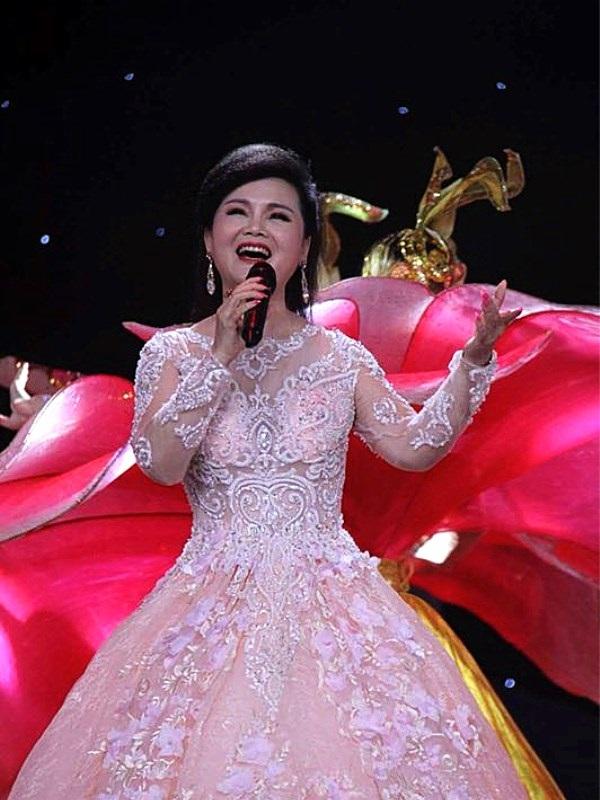 牟虹霓走进新时代原唱,牟虹霞万州