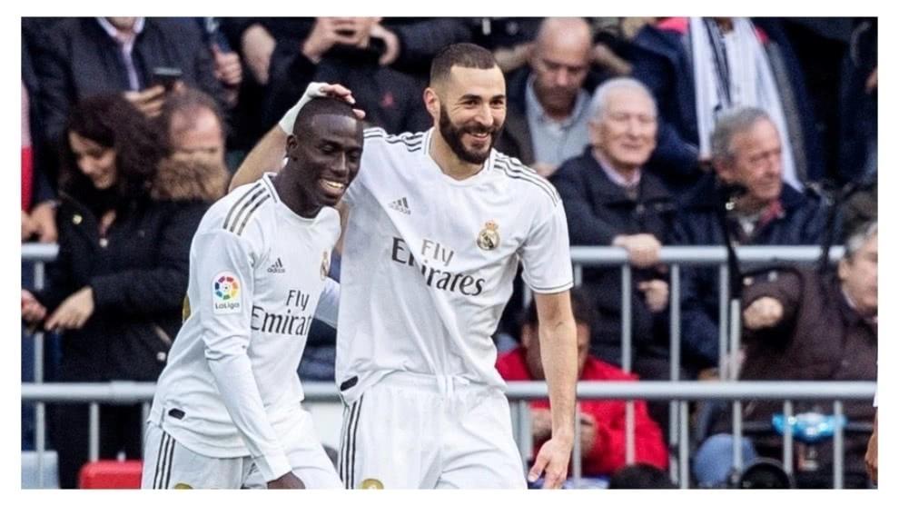 当今世界最优秀的足球巨星姆巴佩,法国格里兹曼和姆巴佩