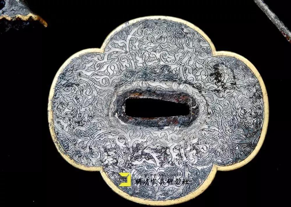 青铜错金工艺品,金银错嵌工艺