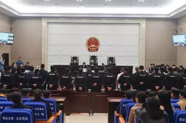 假装外国友人骗朋友,假装外国人骗朋友