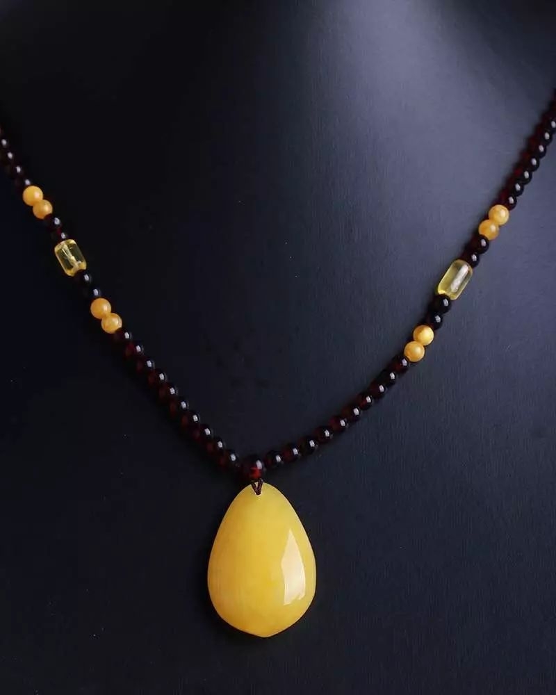 蜜蜡四不碰,蜜蜡怎么买才不骗人