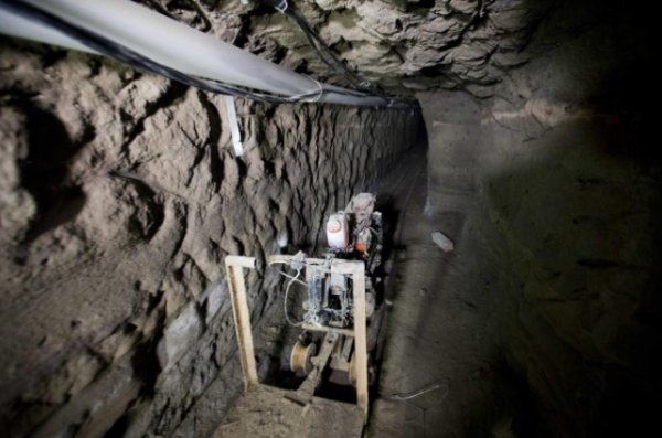 国外监狱越狱真实事件记录,国外劫狱成功案例