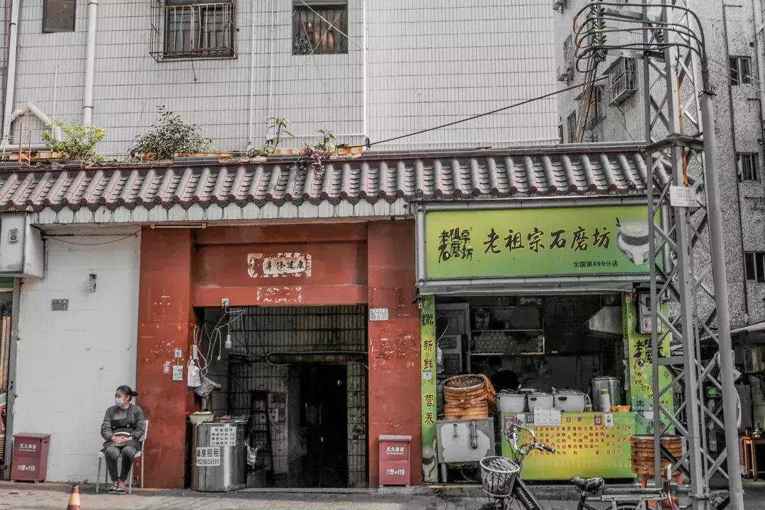 白石洲城中,白石洲的海边