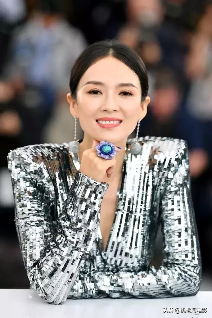 驾驭死亡芭比粉的外国人,能驾驭死亡芭比粉的女人长啥样