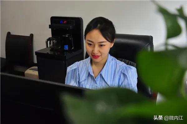 长相甜美可人女孩,长相甜美有能力的女孩名