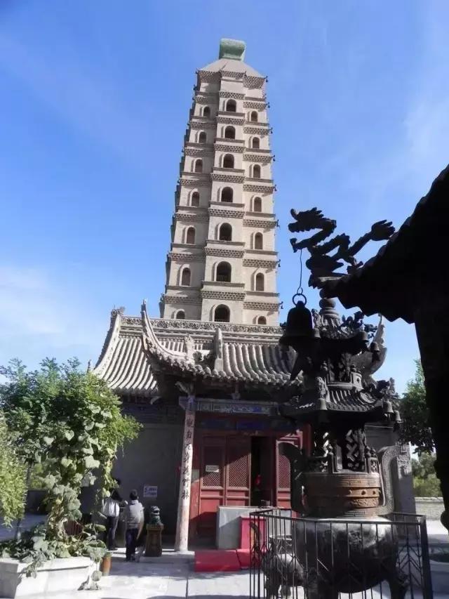 中国古佛塔图片,中国著名佛塔寺