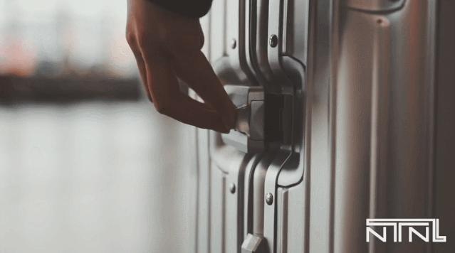 金融工作者退休做生意,金融人士辞职创业