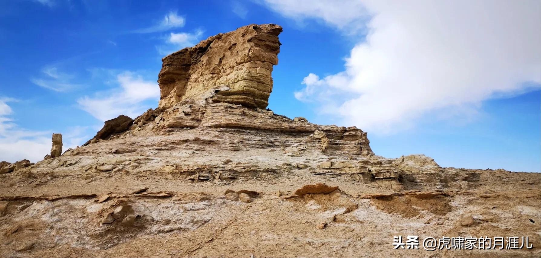 青海记忆丨自驾经过迷离的柯柯盐湖，在小柴旦湖的清冷之美中晨练