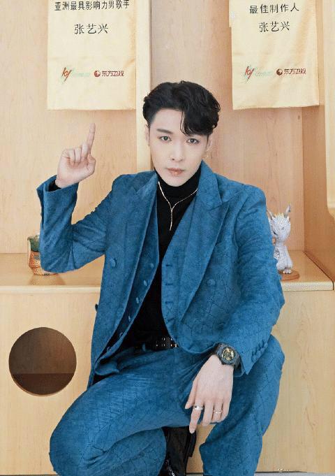 张艺兴绅士行为,张艺兴绅士范儿