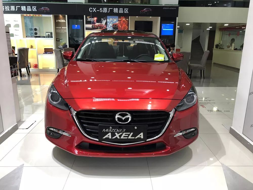 新款马3试驾,新马自达3试驾视频1.5手动挡