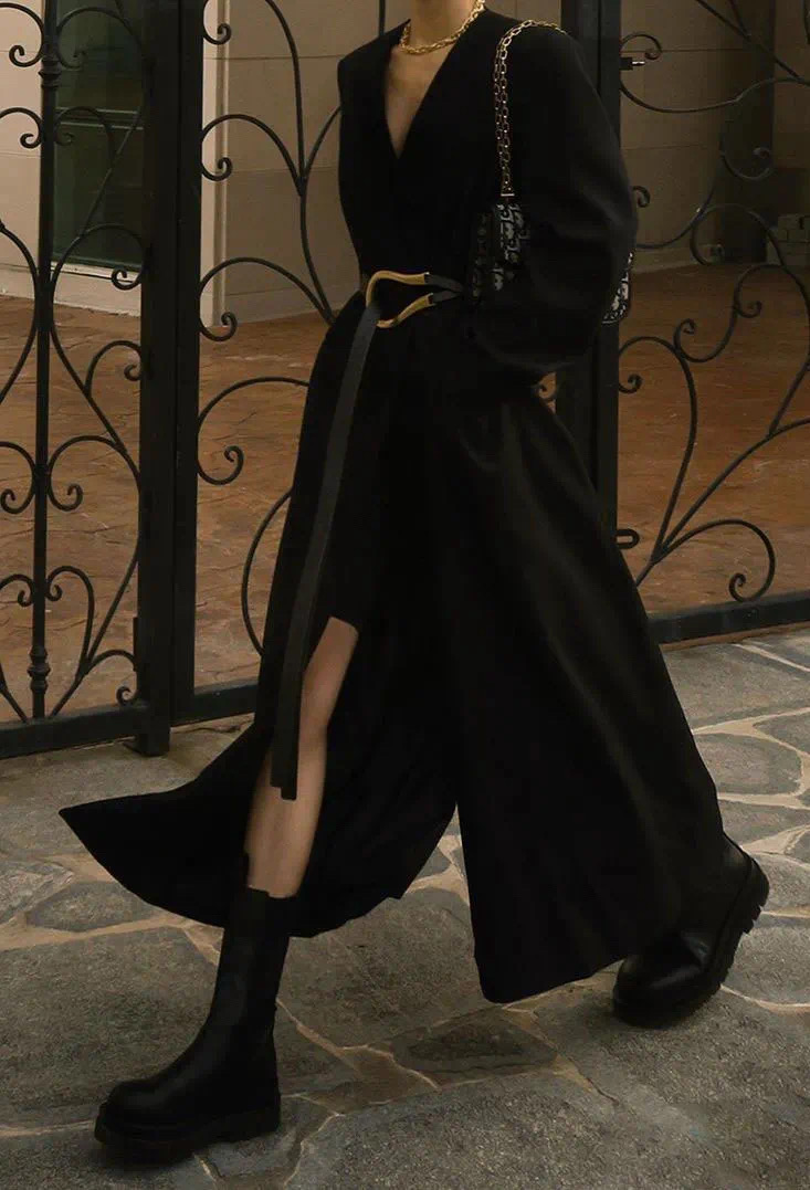 好穿又好搭的马丁靴,百搭马丁靴舒适不累脚最新款