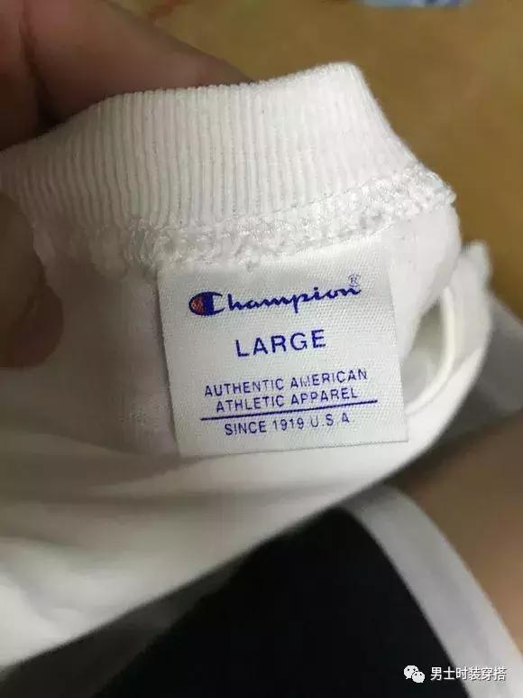 t恤越穿越松软是怎么回事,夏季t恤怎样才能不起皱