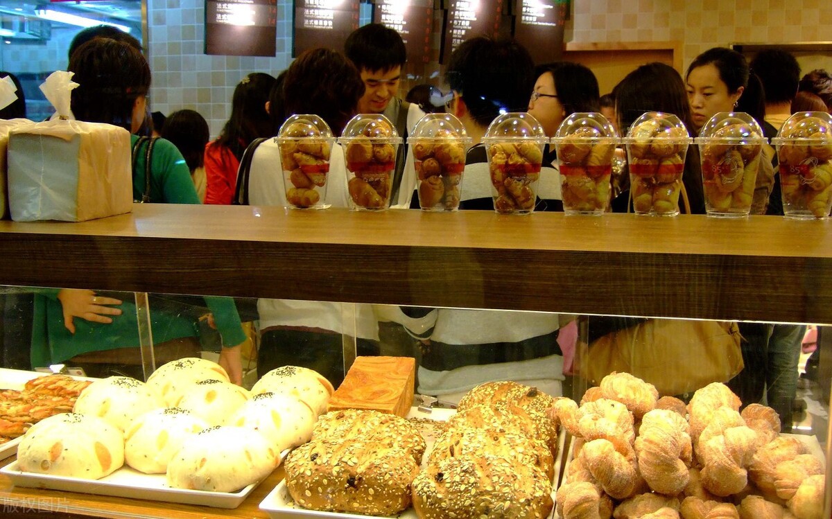 蛋糕店一个月回本10万,开蛋糕店真实经历西安