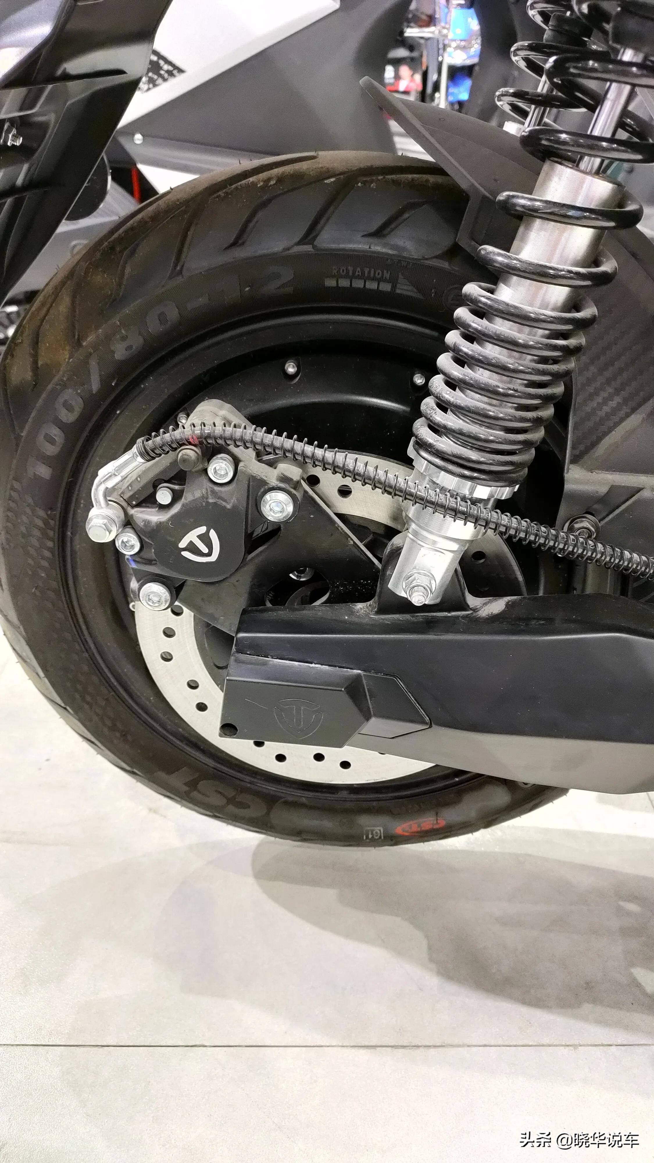 台铃虎贲电摩续航测试,台铃电摩虎贲超跑版