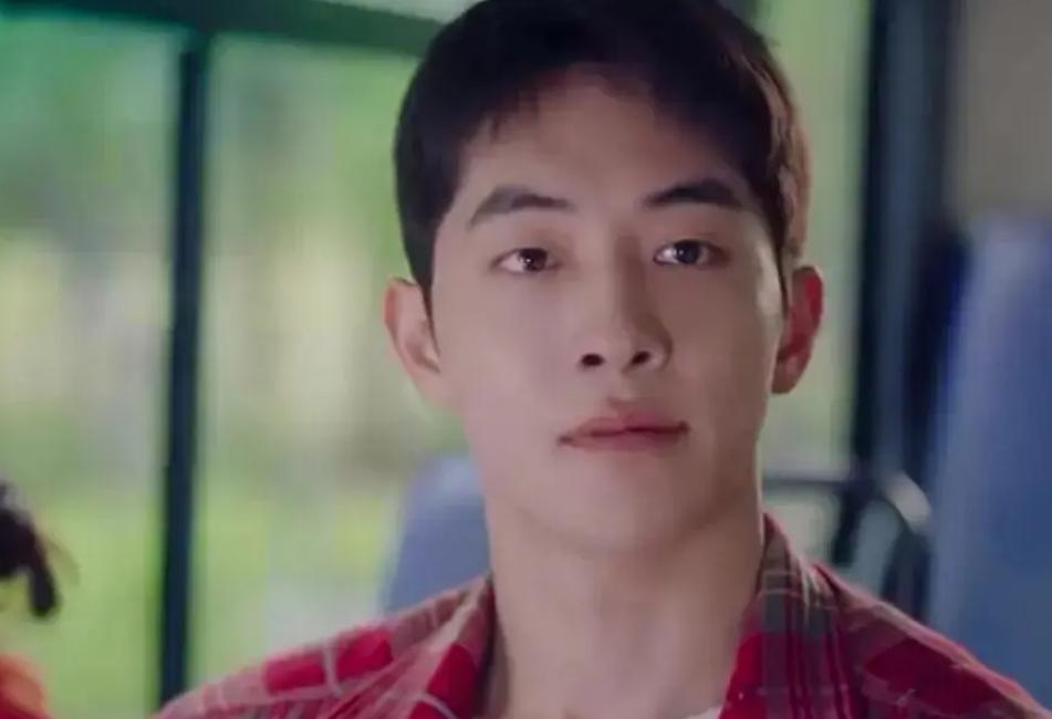 爆红却突然消失的韩星,韩星年轻惊艳