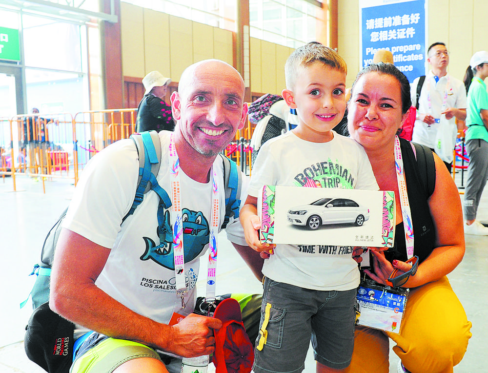 世警会向所有运动员送出6份“成都礼物”！究竟哪六件才能代表成都？